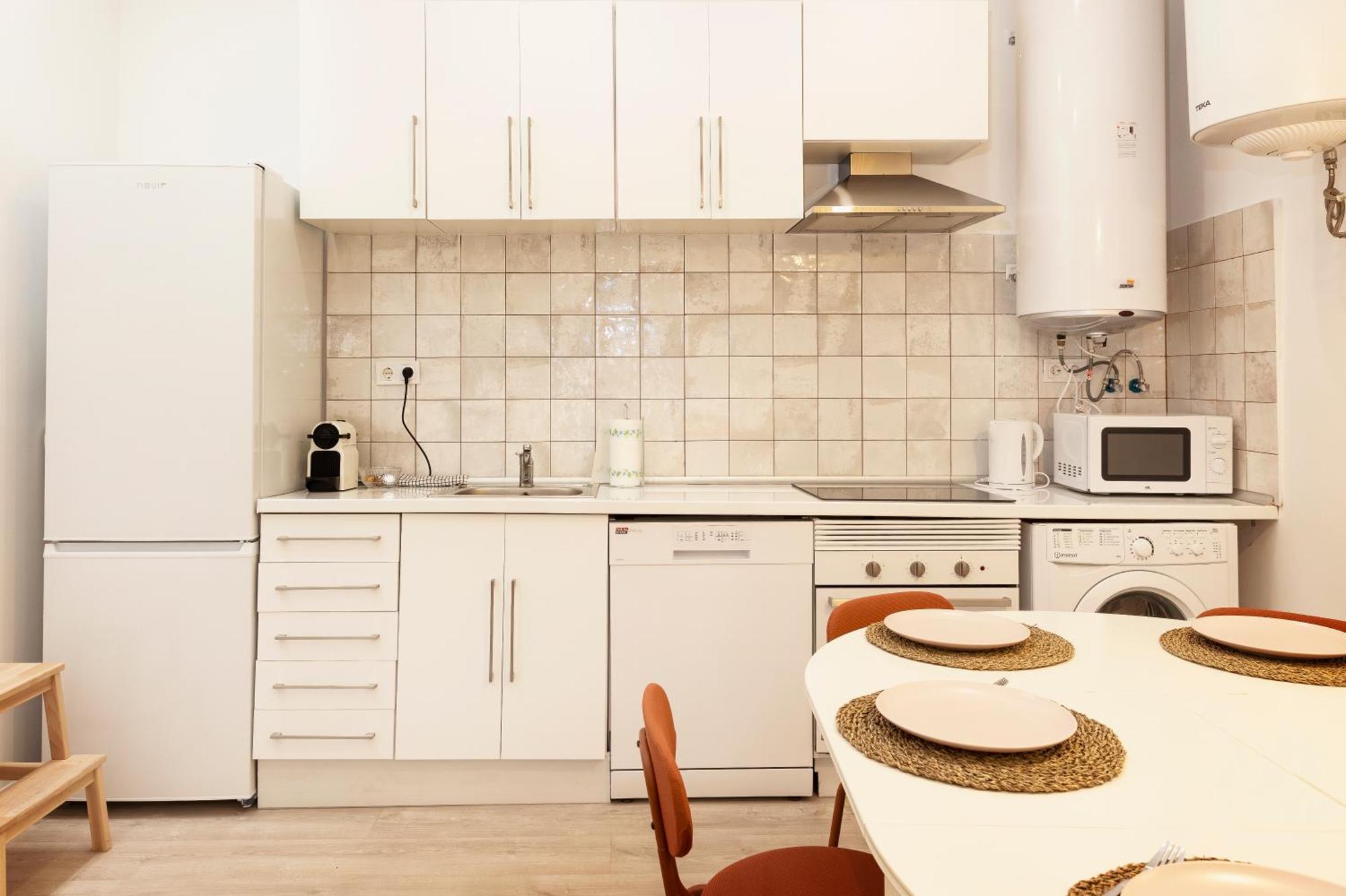 Bravo Murillo Apartment Madrid Exterior foto